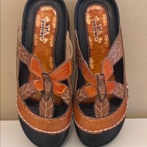Via Veneto Orange and Black Dragonfly Sandals